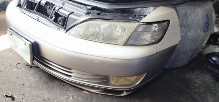 Nose cut Lexus ES 300h used in Sharjah — photo 2