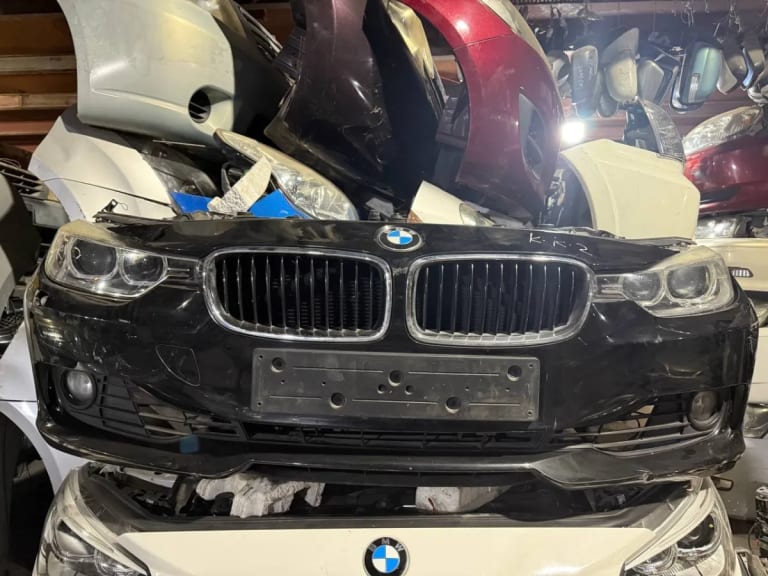 Nose cut + Hood BMW F30