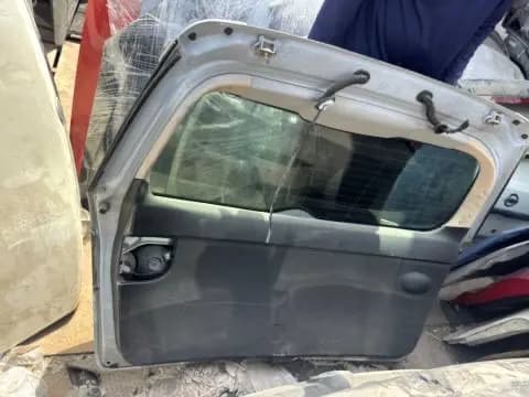Trunk lid Mazda Mazda6 used in Sharjah — photo 3