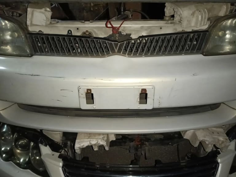 Toyota Echo Ноускат 