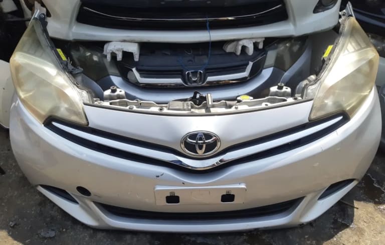 Toyota Ractis Ноускат 