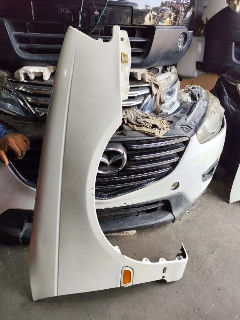 Toyota Caldina Крылья 2шт