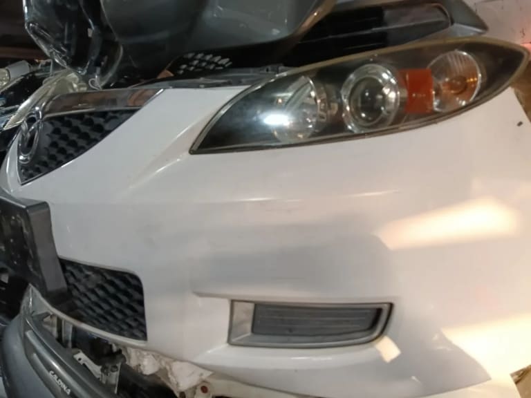 Mazda 3 Ноускат 