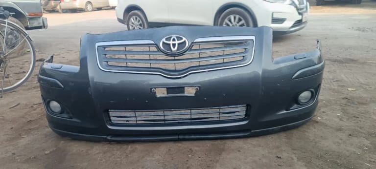 Bumper + Headlights Toyota Avensis