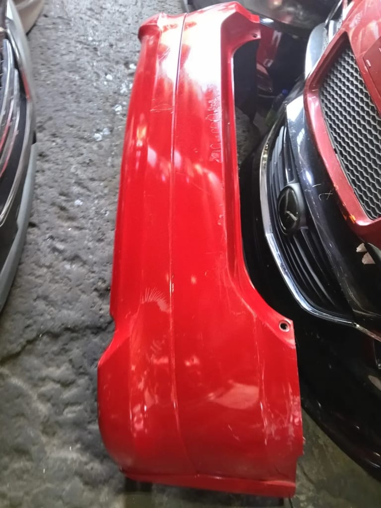 Toyota Wish Бампер задний 
