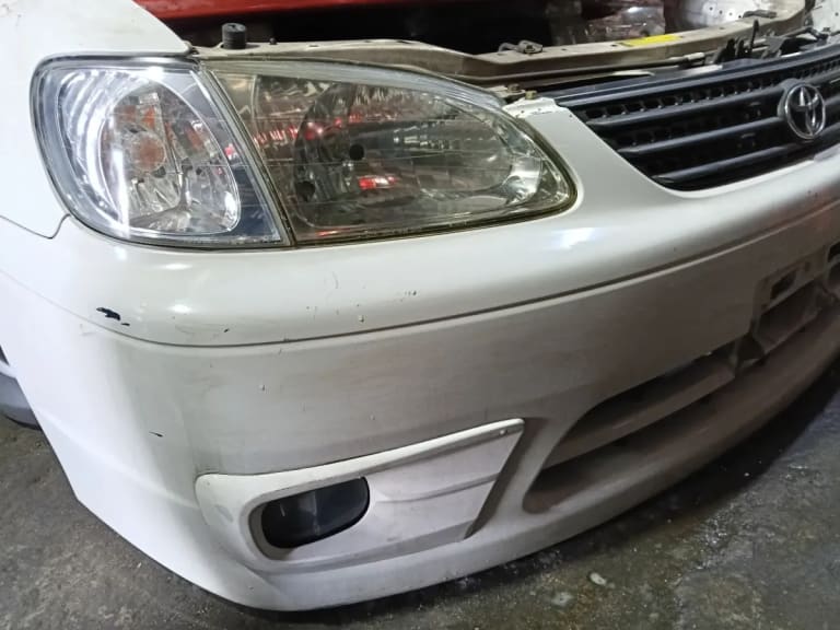 Toyota Spacio Ноускат 