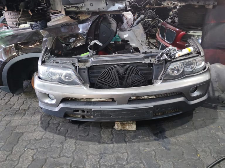 Nose cut BMW X5