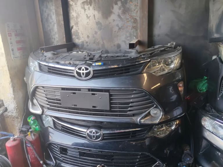 Toyota Camry Ноускат v55