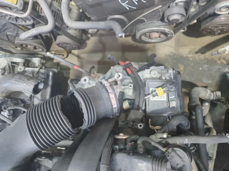 Engine + AT Volvo D4204T14 used in Sharjah — photo 4
