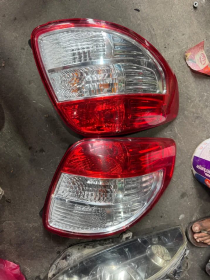 Suzuki SX4 Стоп сигналы 2шт 