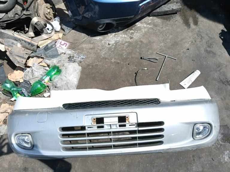 Bumper Toyota Funcargo