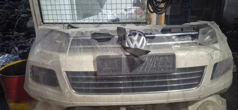 Volkswagen Touareg Ноускат,капот, крылья