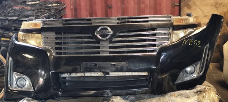 Nissan Elgrand Ноускат 
