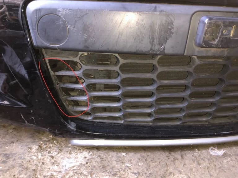 Bumper + Grille + Headlights Mazda CX-7 used in Sharjah — photo 4