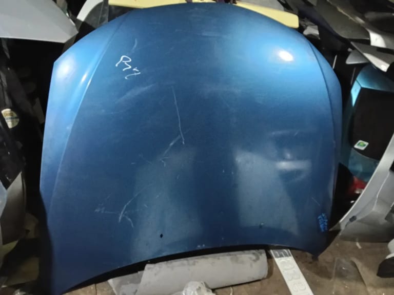 Subaru Impreza Капот 