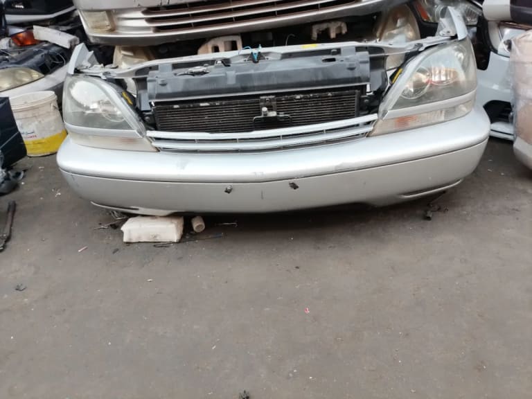 Nose cut Toyota Harrier
