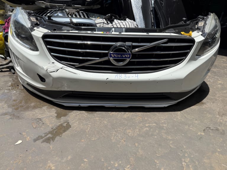 Nose cut Volvo XC60