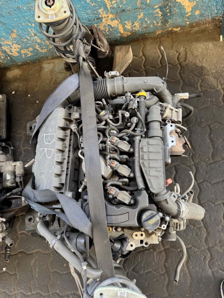 Engine + AT Peugeot HN02