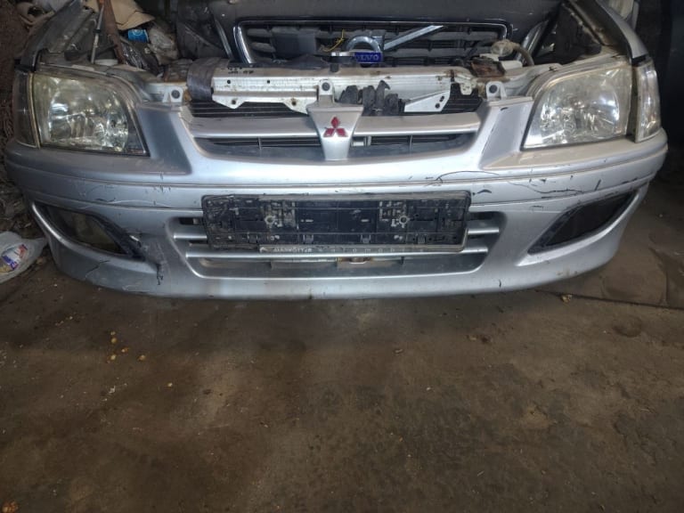 Nose cut Mitsubishi Space Star