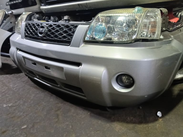 Nose cut Nissan X-Trail