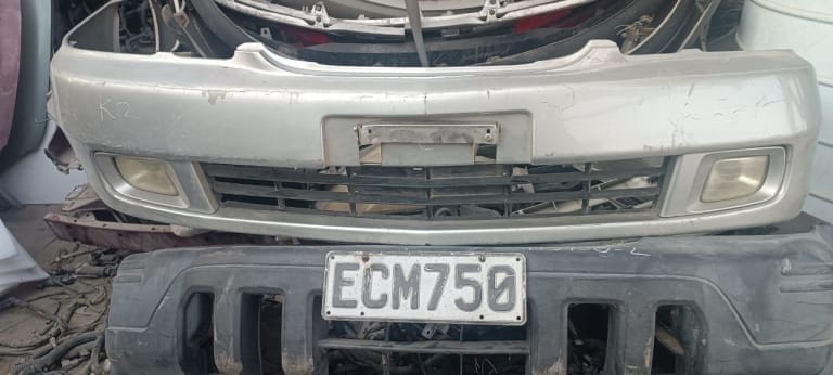 Bumper Toyota Gaia