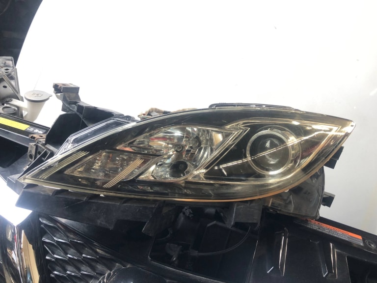 Headlights Mazda Mazda6