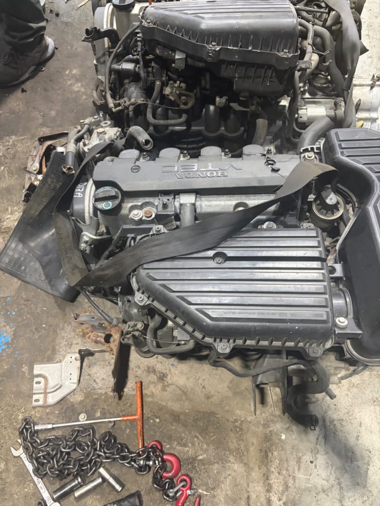 Engine + AT Honda D17A