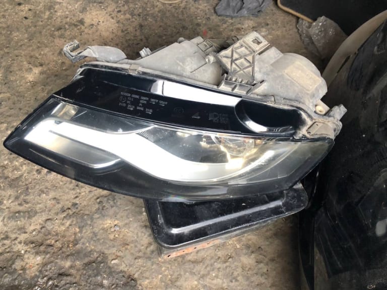 Headlights Audi A4