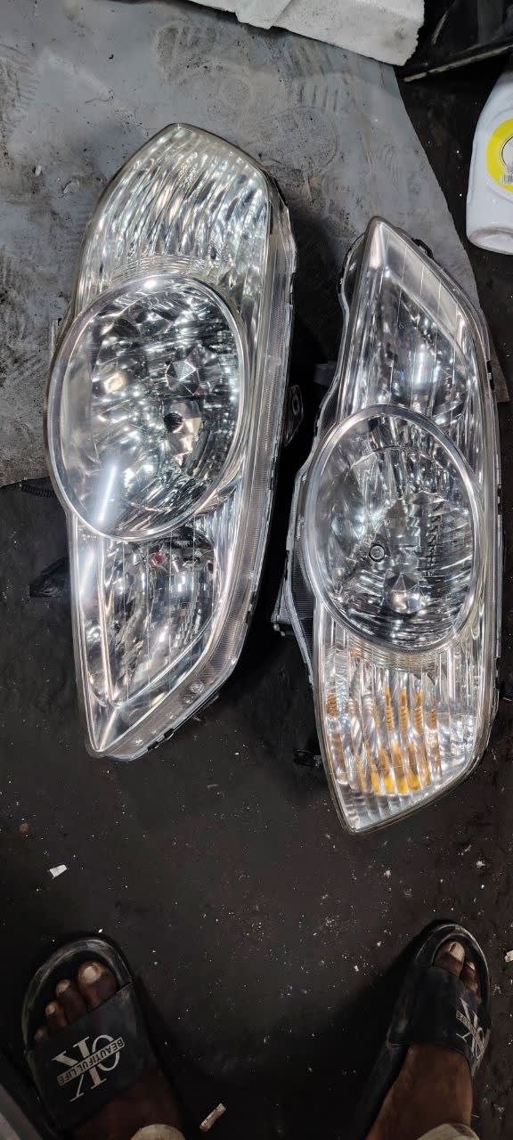 Headlights Honda Odyssey