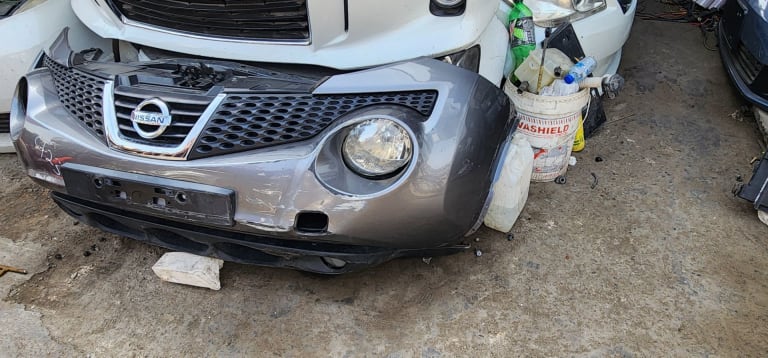 Nose cut Nissan Juke 62511-1KA0H