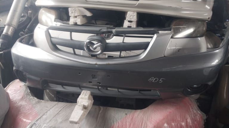 Bumper Mazda