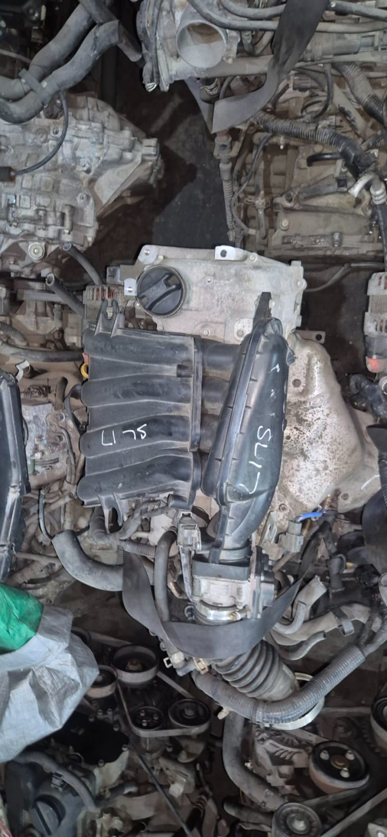 Engine + MT Nissan HR16