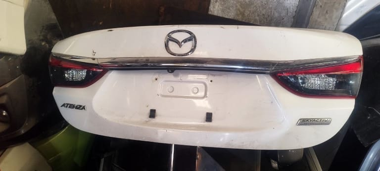 Trunk lid Mazda Atenza