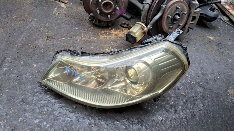 Headlights Suzuki SX4