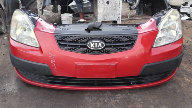 Nose cut Kia Rio 64101-1G000