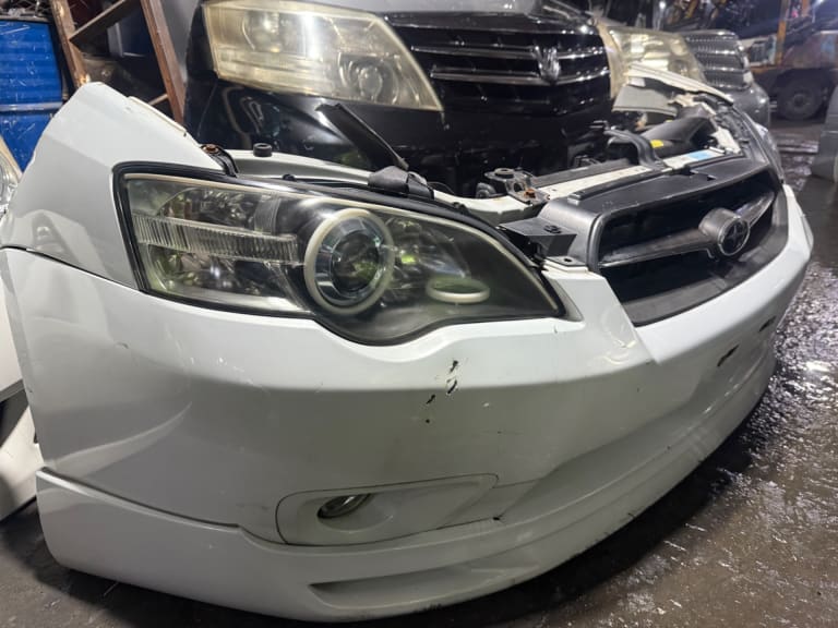 Nose cut Subaru Legacy