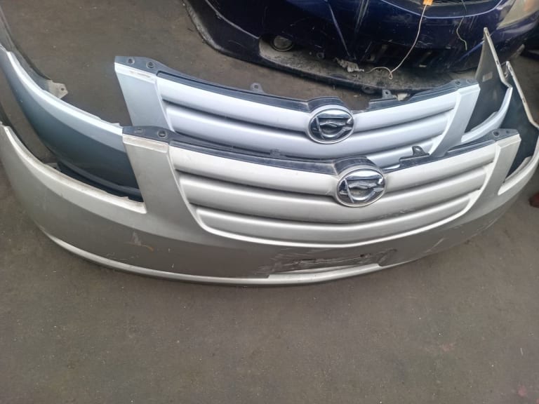 Bumper Toyota Corolla Spacio