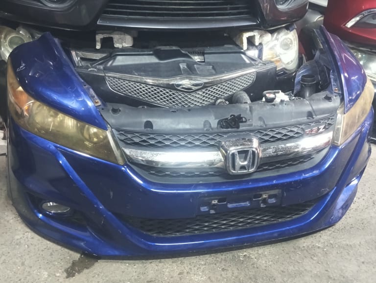 Nose cut Honda Stream