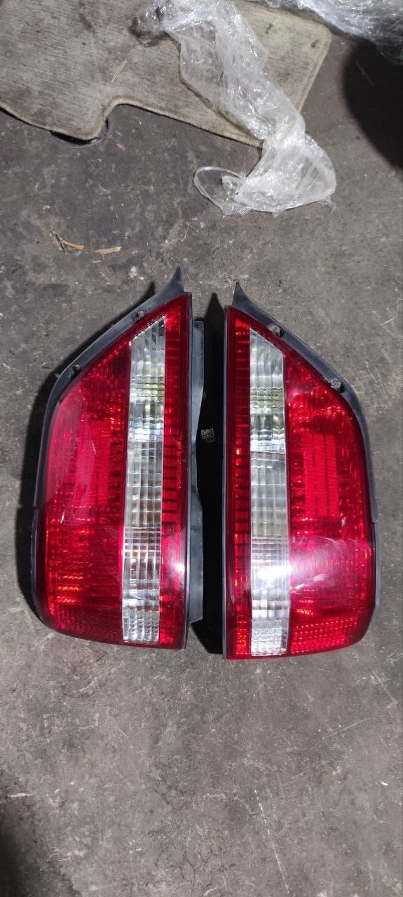Tail lights Toyota Cresta