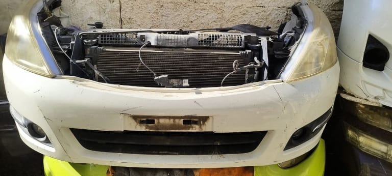 Nose cut Nissan Teana