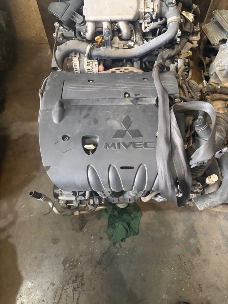 Engine + AT Mitsubishi 4B11