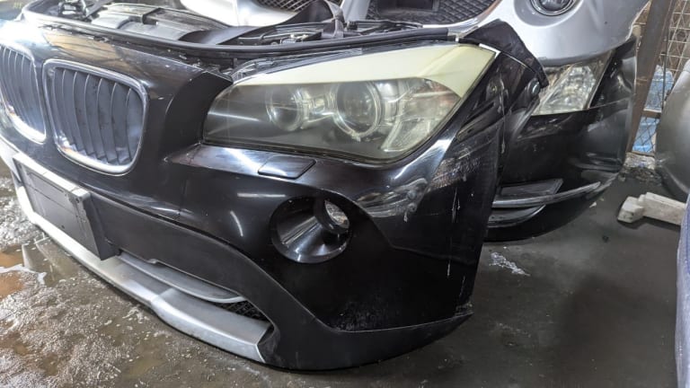Nose cut + Hood BMW X1