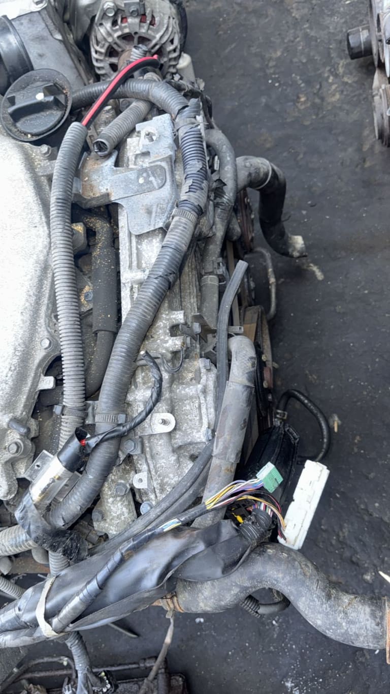 Engine + AT Infiniti VQ35 used in Sharjah — photo 2