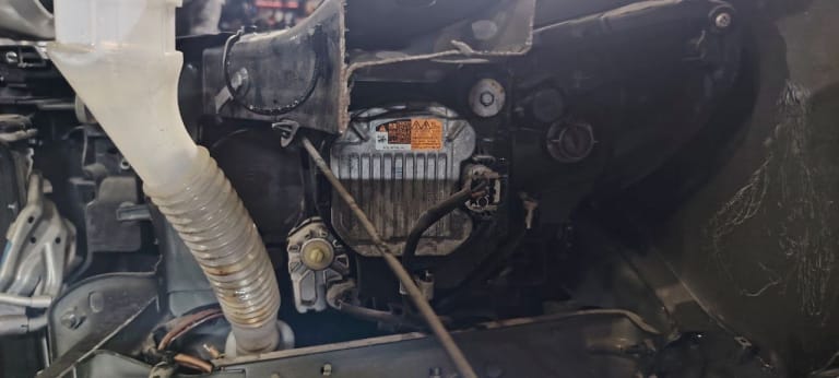 Nose cut Mazda Atenza used in Sharjah — photo 2