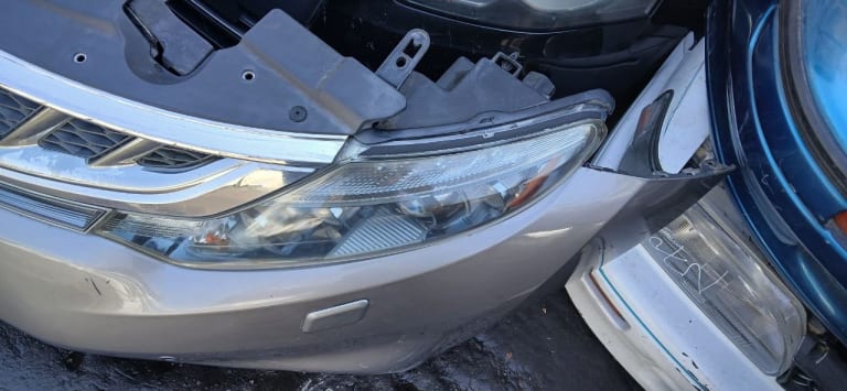 Nose cut Nissan Murano used in Sharjah — photo 2