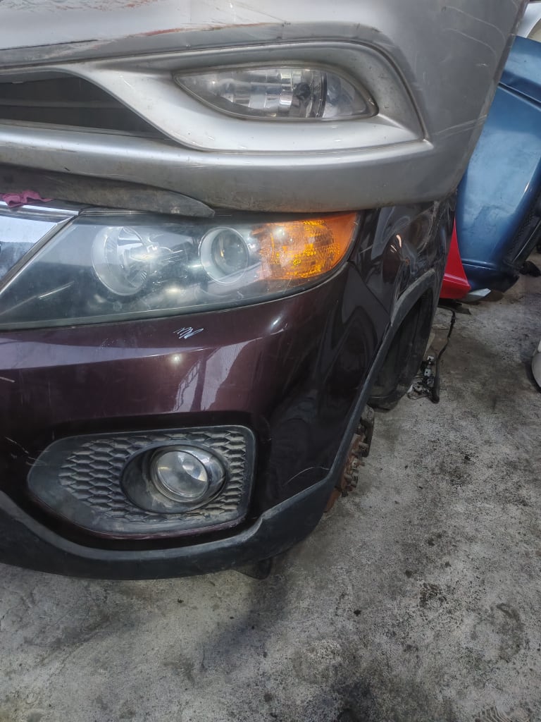 Nose cut Kia used in Sharjah — photo 2