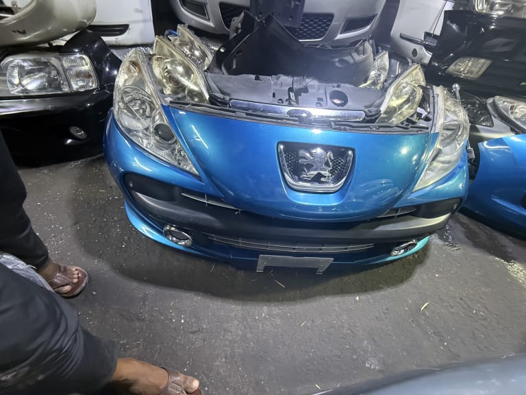 Peugeot 207 Ноускат 