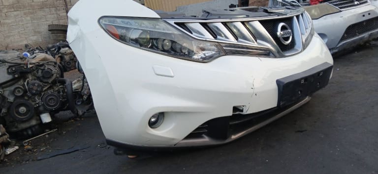 Nose cut Nissan Murano