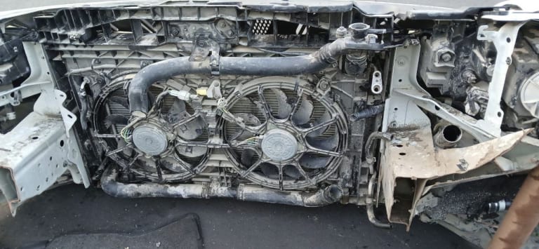 Nose cut Nissan Murano used in Sharjah — photo 2