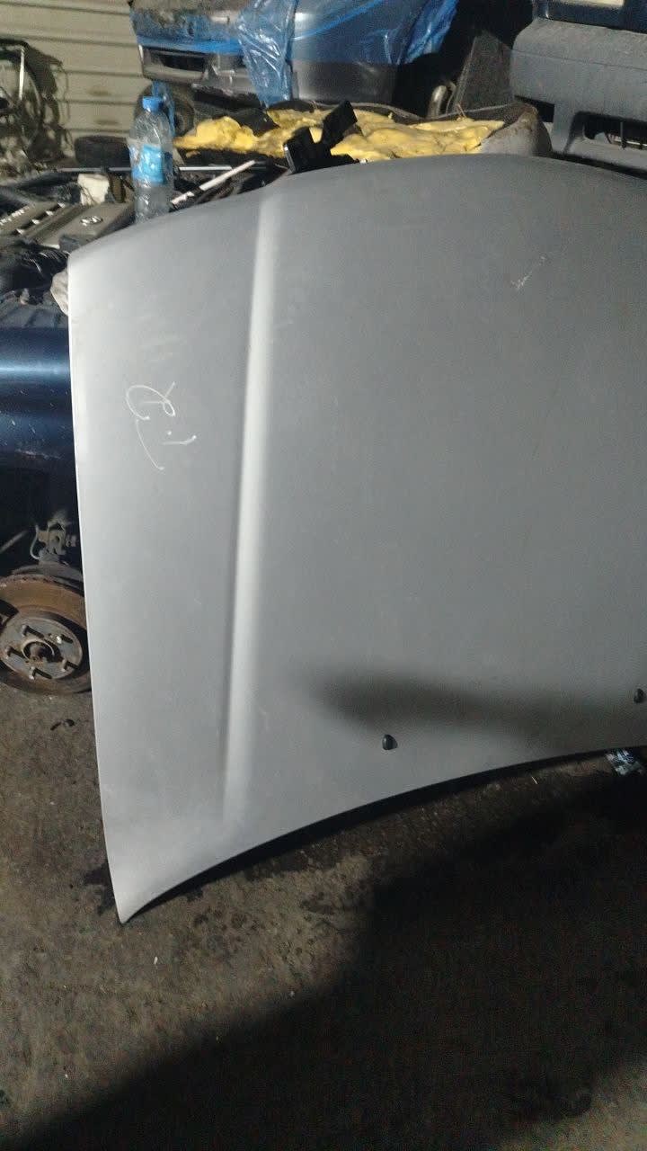 Hood Nissan Sunny used in Sharjah — photo 4